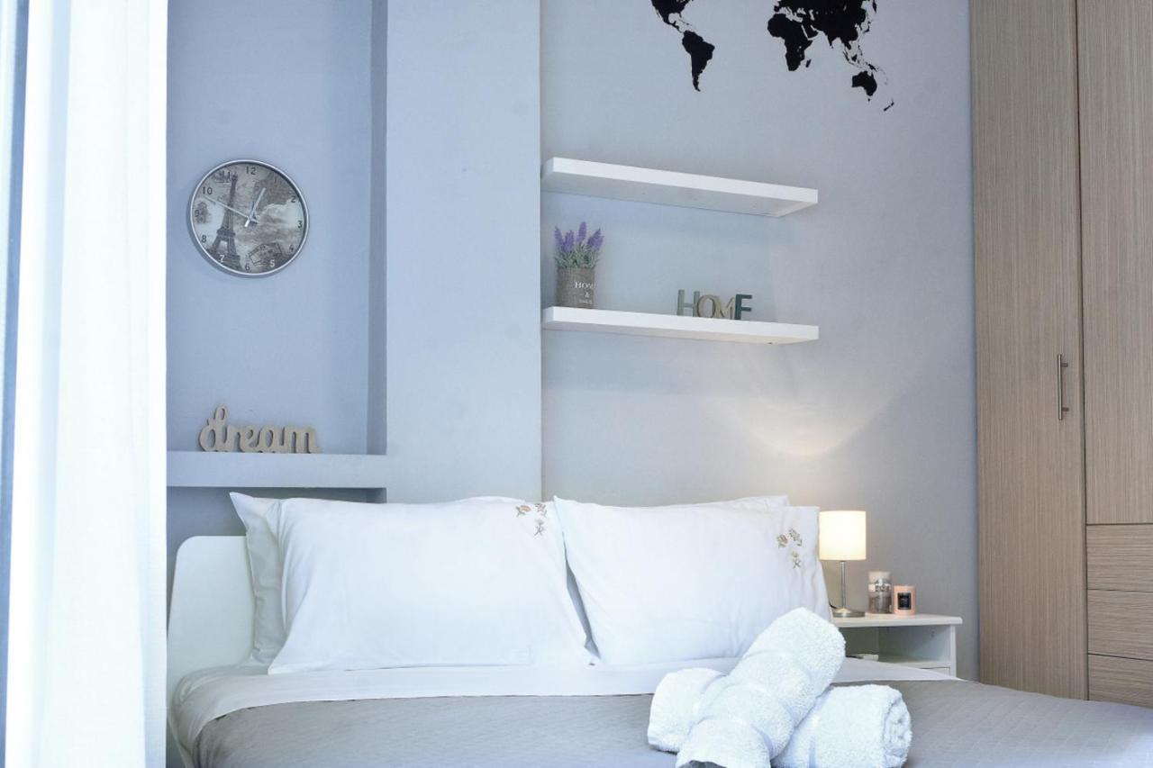 The Bright One Apartment